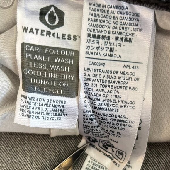 Levi's Premium Woman Black Worn In Ribcage Straight Ankle Jeans Sz 18W - Picture 9 of 10